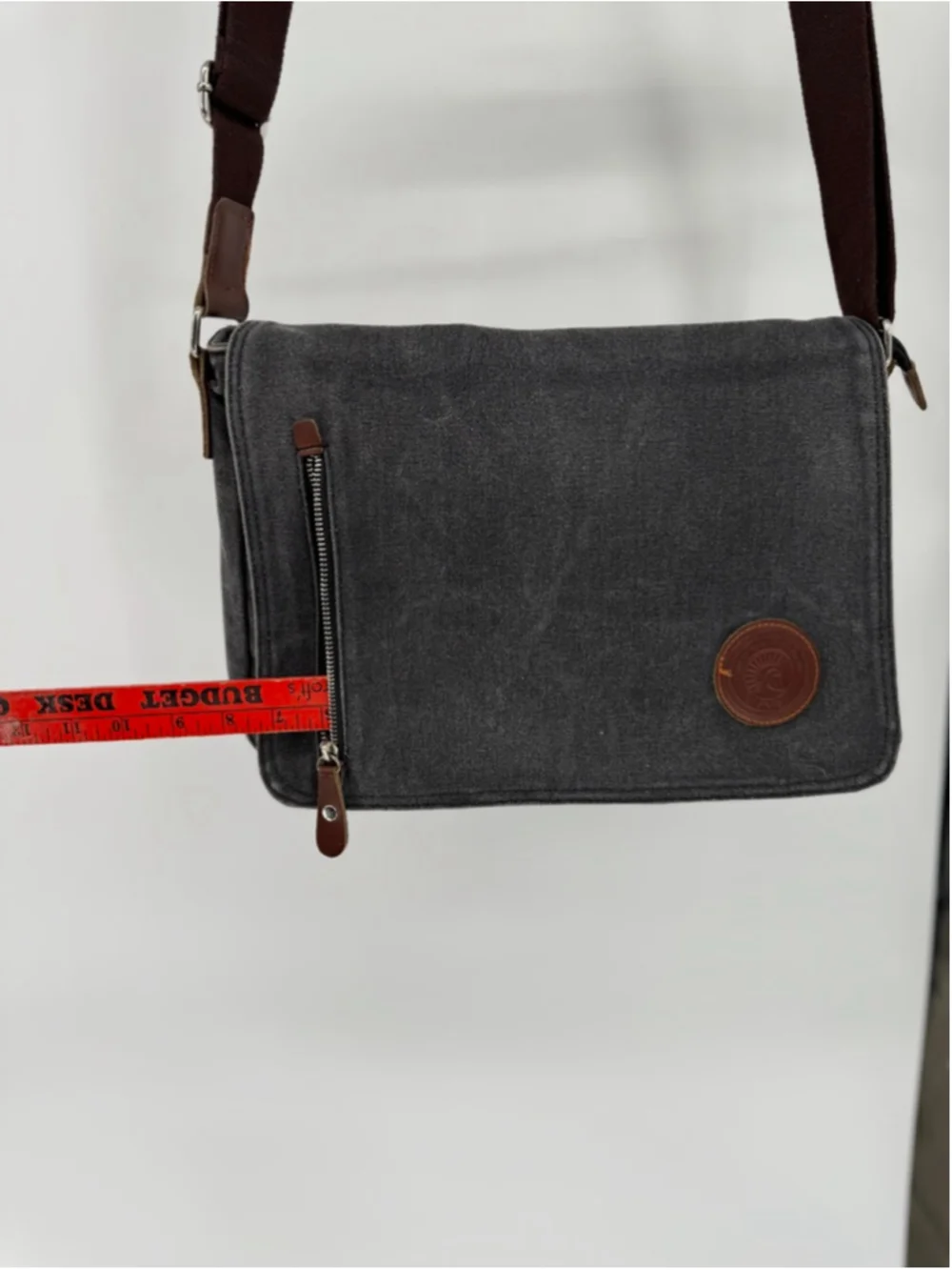 Augur Strauss & Co Gray Messenger Bag One Size with Brown Accents